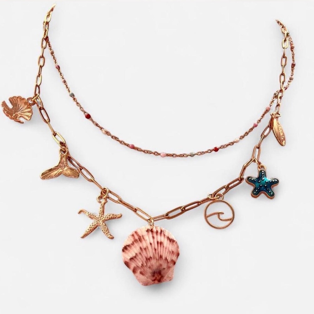 Chic Gold and Pink Seashell Charm Necklace